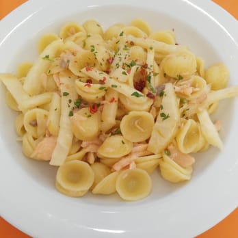 Synbio Food - Orecchiette Cavalieri con salmone, sedano rapa e pepe rosa (7,50 €) - Organic Stores Near Me - Milan, Michigan Synbio Food - Orecchiette Cavalieri con salmone, sedano rapa e pepe rosa (7,50 €) - Organic Stores Near Me - Milan, Michigan