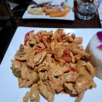 I Love Paraguay - Pollo I Love Paraguay. Wouldn't recommend much. Chicken was a bit overcooked - Latin American Near Me - Sunnyside, New York I Love Paraguay - Pollo I Love Paraguay. Wouldn't recommend much. Chicken was a bit overcooked - Latin American Near Me - Sunnyside, New York