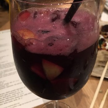 True Food Kitchen - Farmers Market Sangria - New American Near Me - Chicago, Illinois