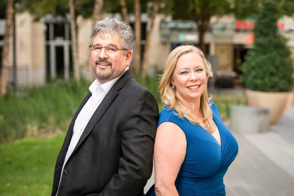 Robert Alvarez, MRA Realtors