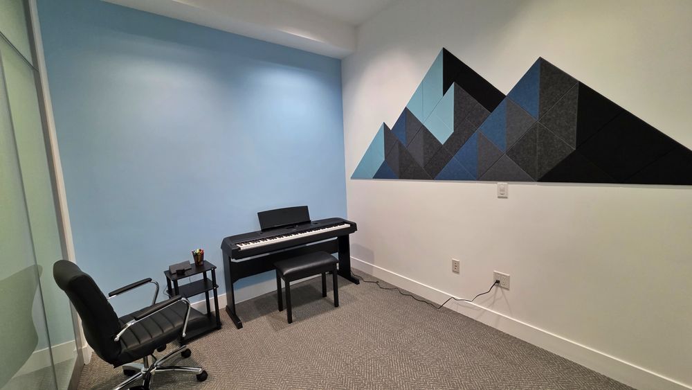 Slide of Oria Builders