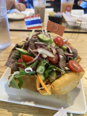 Royal Thai Bistreaux by null