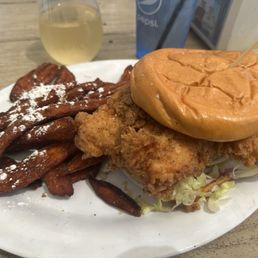 Chicken sandwich with sweet potato fries Chicken sandwich with sweet potato fries