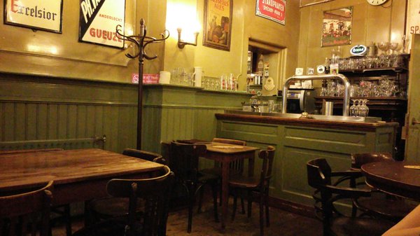 Beer Tasting Room In The Wildeman by null