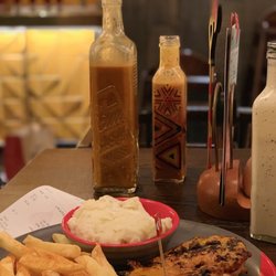 Nandos