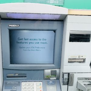 frederique constant gwyneth paltrow