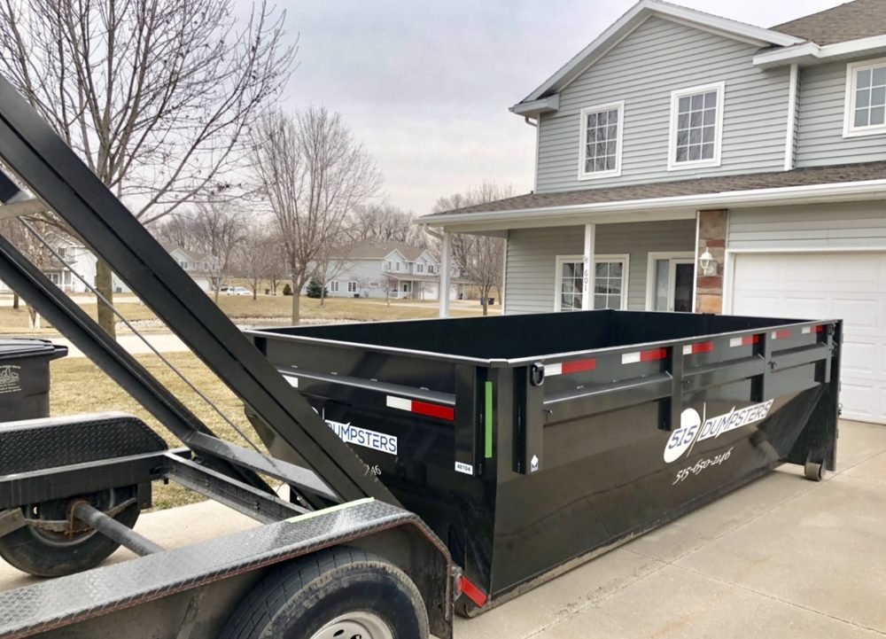 515 DUMPSTERS Updated June 2024 West Des Moines, Iowa Dumpster