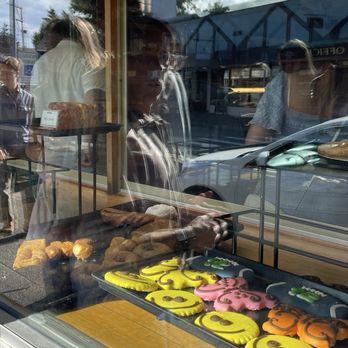 Sluys Poulsbo Bakery - Donuts, Display in the front - Bakeries Near Me - Poulsbo, Washington Sluys Poulsbo Bakery - Donuts, Display in the front - Bakeries Near Me - Poulsbo, Washington