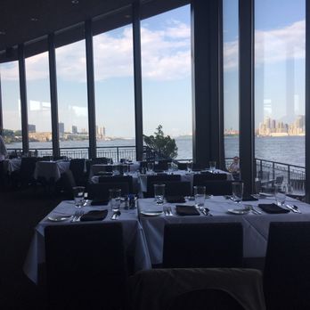 Chart House - Seafood Near Me - Weehawken, New Jersey
