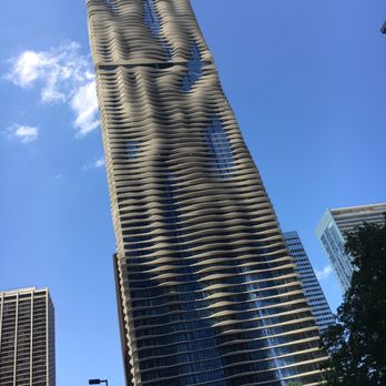 Radisson Blu Aqua Chicago - Building - Hotels Near Me - Chicago, Illinois Radisson Blu Aqua Chicago - Building - Hotels Near Me - Chicago, Illinois