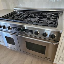 Decor gas range - one of the burners wasn't lighting. Before you call a repair company try cleaning the burners yourself.