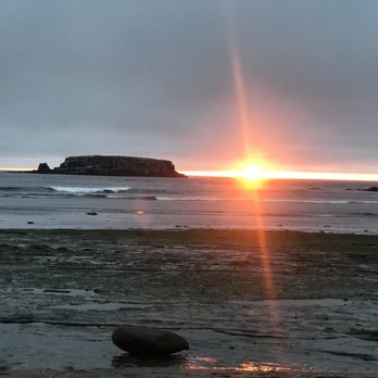 Inn at Otter Crest - The beach at sunset - Hotels Near Me - Otter Rock, Oregon
