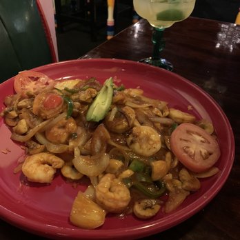 Guadalajara Mexican Restaurant - Camerones a la Mexicana - Mexican Near Me - Redding, California Guadalajara Mexican Restaurant - Camerones a la Mexicana - Mexican Near Me - Redding, California
