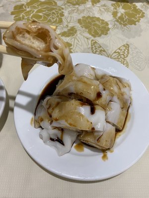 Wing Hing Seafood Restaurant by null