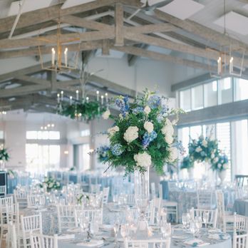 Jardiniere Events - Photo by: Jaclyn Armeni Photography - Florists Near Me - Ridgeland, South Carolina Jardiniere Events - Photo by: Jaclyn Armeni Photography - Florists Near Me - Ridgeland, South Carolina