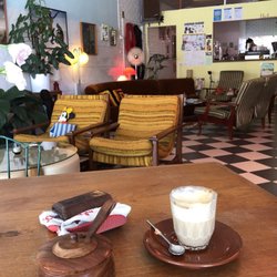 Shingos Coffee Lounge