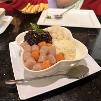 Premier Dessert Art - Durian, black rice, snow white with mini and taro-balls - Desserts Near Me - Monterey Park, California