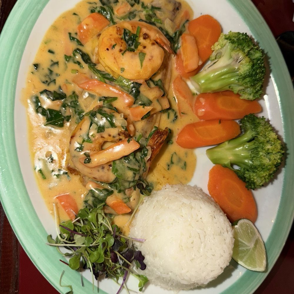 Los Tios Grill - Grilled Red Snapper Fillet - Salvadoran Near Me - Arlington, Virginia Los Tios Grill - Grilled Red Snapper Fillet - Salvadoran Near Me - Arlington, Virginia