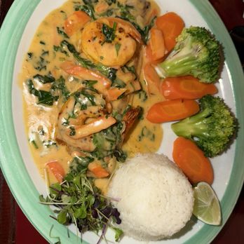 Los Tios Grill - Grilled Red Snapper Fillet - Salvadoran Near Me - Arlington, Virginia Los Tios Grill - Grilled Red Snapper Fillet - Salvadoran Near Me - Arlington, Virginia
