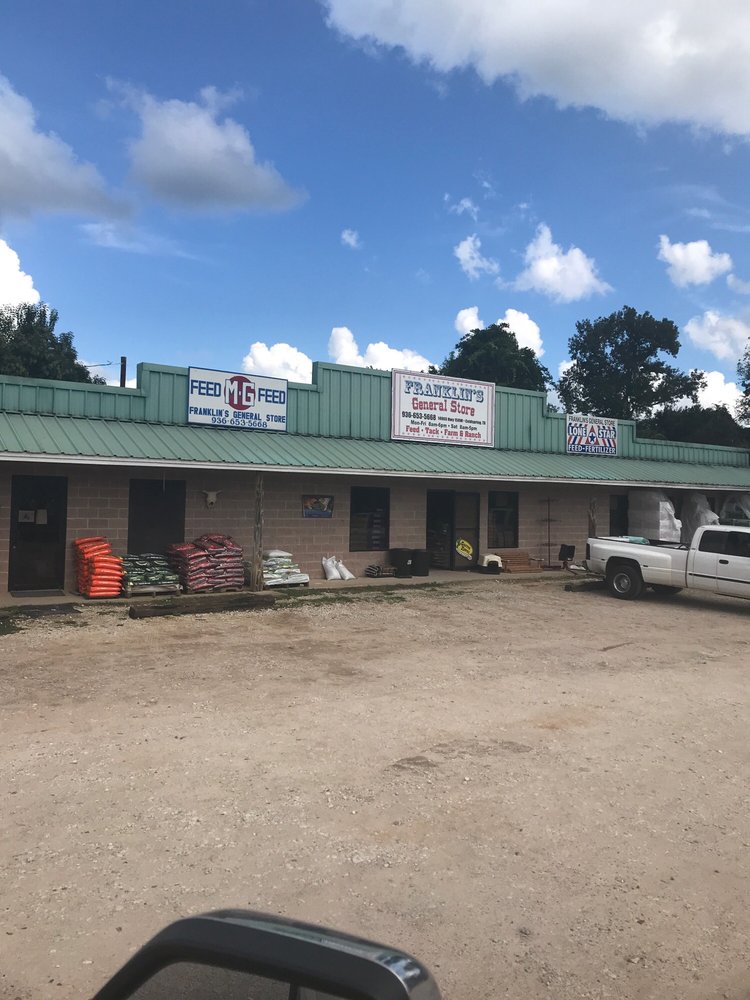 FRANKLIN’S GENERAL STORE Updated September 2024 Coldspring, Coldspring, Texas Home