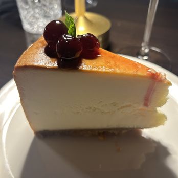 BLVD Steak - Best cheese cake I've had in a while - Steakhouses Near Me - Sherman Oaks, California