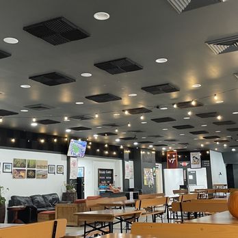 Patch Brewing - Indoor area - Breweries Near Me - Gordonsville, Virginia