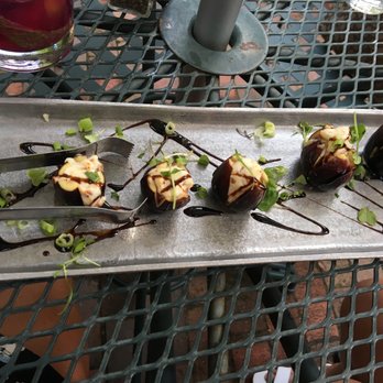 Mona Lisa's - Italian Near Me - Eau Claire, Wisconsin
