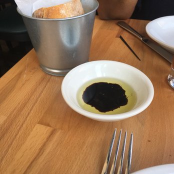 Fumo - Complimentary bread and olive oil and vinegar - Pizza Near Me - New York, New York Fumo - Complimentary bread and olive oil and vinegar - Pizza Near Me - New York, New York