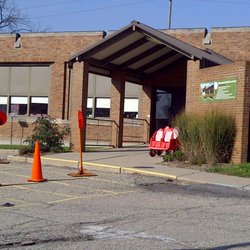Educational Child Care Center - EC3 - View of entryway from parking lot