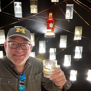 Roe & Co Distillery - Distilleries Near Me - Dublin, D