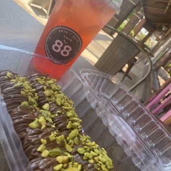 Cafe 88 - Outside, Pistachio Waffle, Virgin Mojitos - Desserts Near Me - El Cajon, California Cafe 88 - Outside, Pistachio Waffle, Virgin Mojitos - Desserts Near Me - El Cajon, California