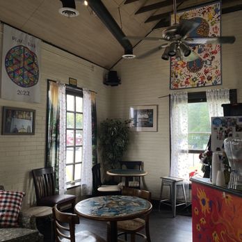 Webster Groves Garden Cafe - Coffee & Tea Near Me - Webster Groves, Missouri