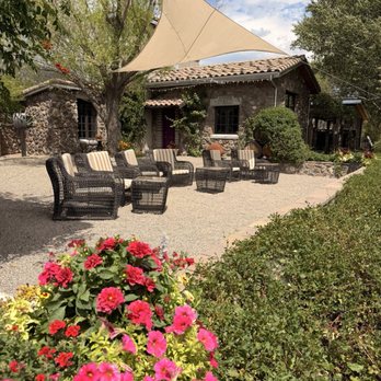 Azura Cellars - The patio - Wineries Near Me - Paonia, Colorado