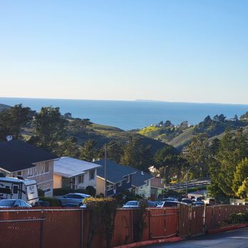 Evergreen Ridge Apartments - The Pacific coast from the back of the apartment complex. - Apartments Near Me - San Bruno, California Evergreen Ridge Apartments - The Pacific coast from the back of the apartment complex. - Apartments Near Me - San Bruno, California