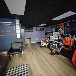 304 Barber Lounge - 304 Barber Lounge