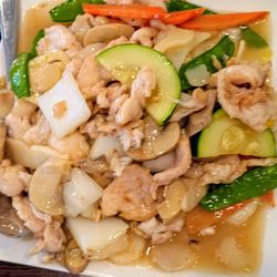 Moo goo gai pan, my fave
