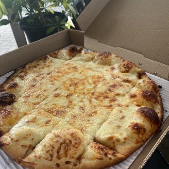 Giuliano's Italian kitchen - Cheese Bread - Italian Near Me - Troy, Michigan Giuliano's Italian kitchen - Cheese Bread - Italian Near Me - Troy, Michigan
