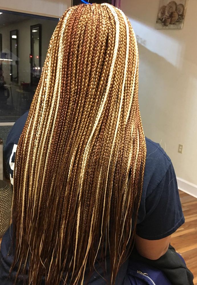 WAKANDA AFRICAN BRAIDING SALON Updated October 2024 611 N 27th St