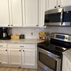 Fresh Home Contracting - New backsplash they installed