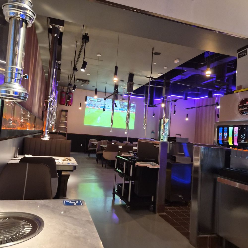 YOI BBQ & Hot Pot - Back dining room - Buffets Near Me - Montclair, California
