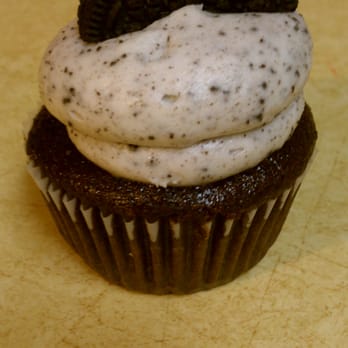 Cake in a Cup - Cookies & Cream Cupcake! - Desserts Near Me - Toledo, Ohio Cake in a Cup - Cookies & Cream Cupcake! - Desserts Near Me - Toledo, Ohio