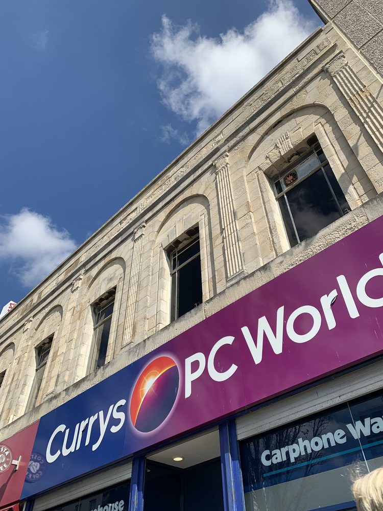 CURRYS PC WORLD Updated October 2024 194 Western Road, Brighton
