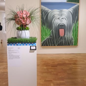 Milwaukee Art Museum - "Sunny" the Dog, by Alex Katz - Art Museums Near Me - Milwaukee, Wisconsin