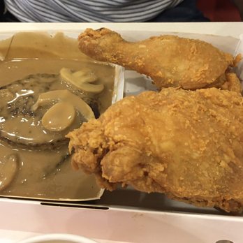 Jollibee - Fried chicken served with ground beef cutlets with mushrooms. - Fast Food Near Me - Virginia Beach, Virginia