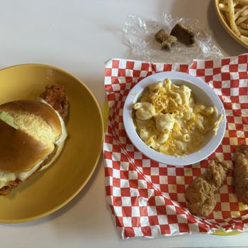 Baby's - Kids Chicken Tenders with mac and cheese upgrade - American Near Me - Indianapolis, Indiana