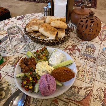 Topdeck Cave Restaurant - Medium starter plate with dips and bread. - Turkish Near Me - Göreme, 50 Topdeck Cave Restaurant - Medium starter plate with dips and bread. - Turkish Near Me - Göreme, 50