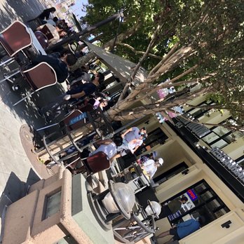 Fu Lam Mum - Try to get seats with shade - Dim Sum Near Me - Mountain View, California