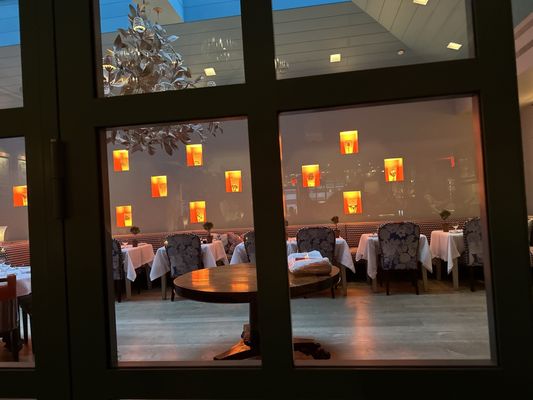 Warren Street Bar & Restaurant by null