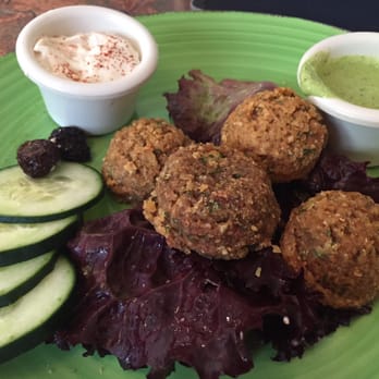 Peace Pies - Falafel. My favorite.  Great sauces. - Vegan Near Me - Encinitas, California