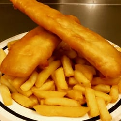 Hollywood Bbq Chickens - FISH AND CHIPS